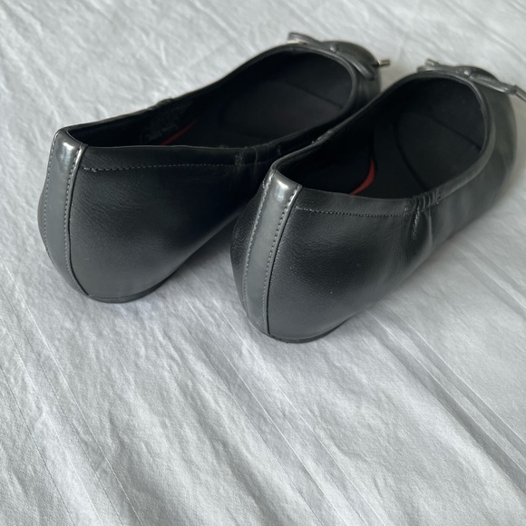 Rockport Total Motion Metallic Grey Leather Shoes - Picture 8 of 12